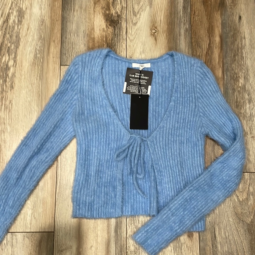 Blue soft sweater. Size small.